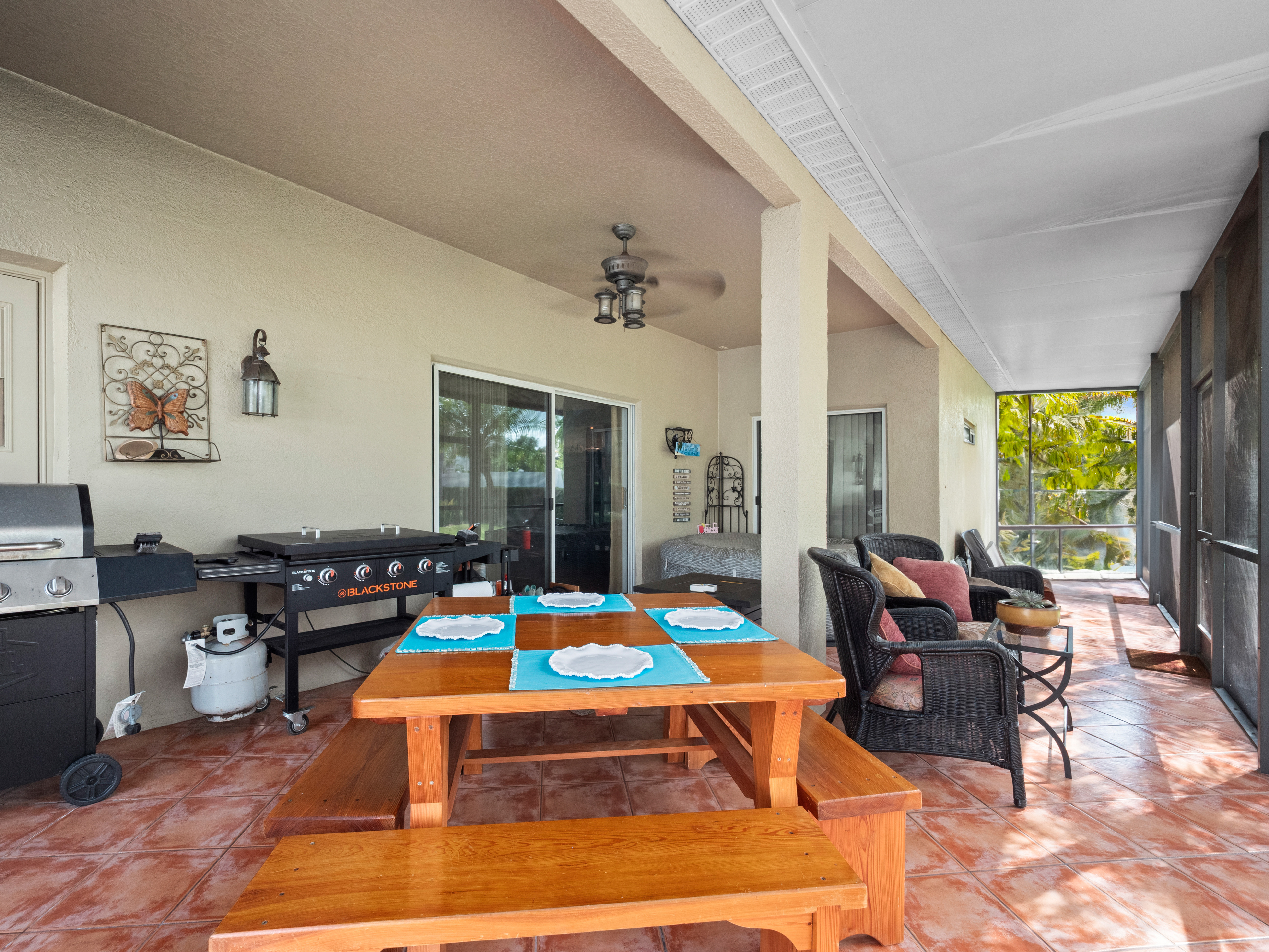 Winter Garden, Florida, 34787, United States, 4 Bedrooms Bedrooms, ,2 BathroomsBathrooms,Residential,For Sale,1915487