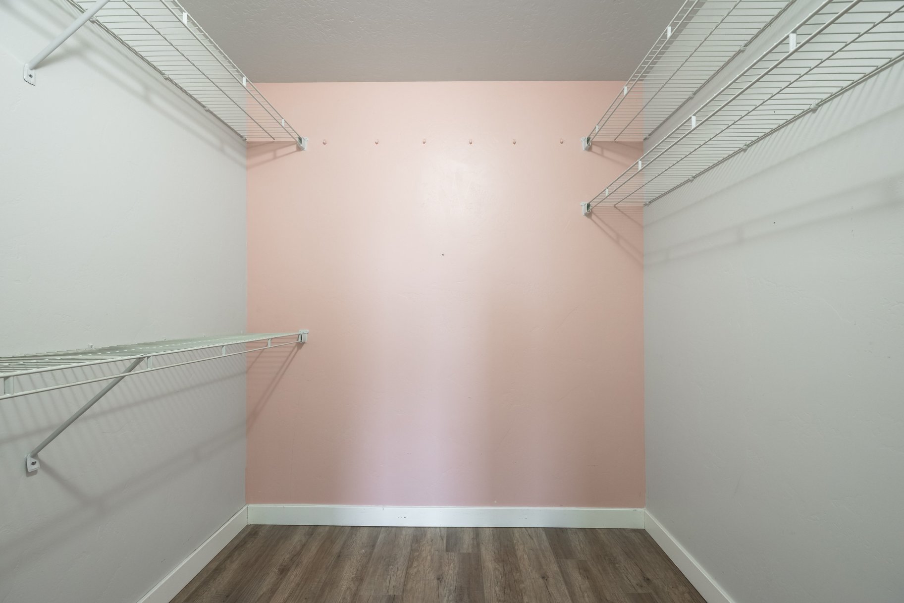  Daybreak Townhome Available - Great Location - 物件實景