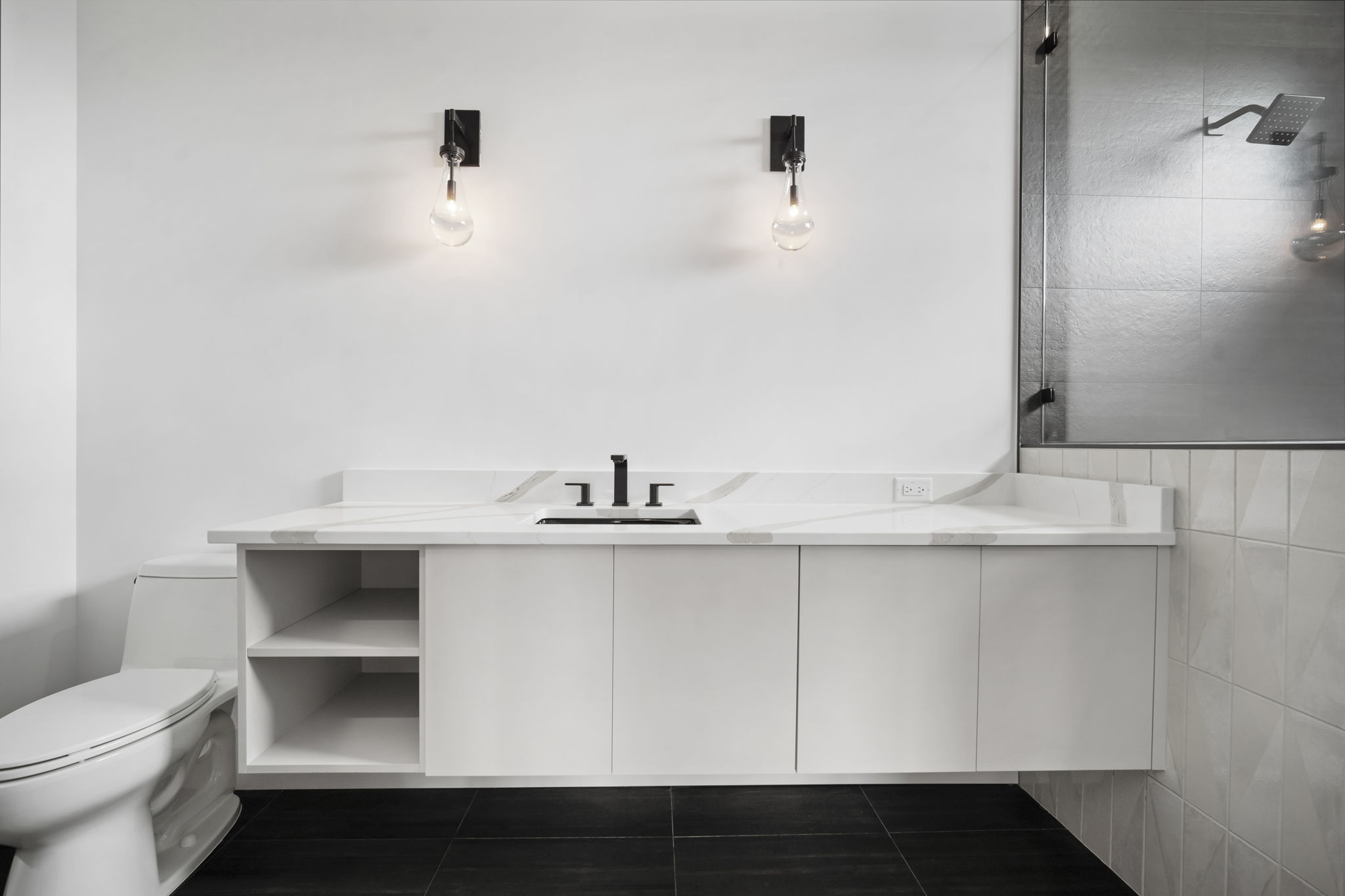 Apollo Beach, Florida, 33572, United States, 4 Bedrooms Bedrooms, ,5 BathroomsBathrooms,Residential,For Sale,1974138