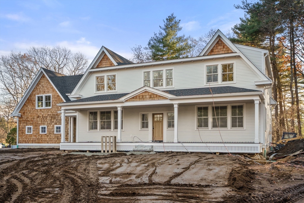 Sudbury, Massachusetts, 01776, United States, 4 Bedrooms Bedrooms, ,5 BathroomsBathrooms,Residential,For Sale,1997073