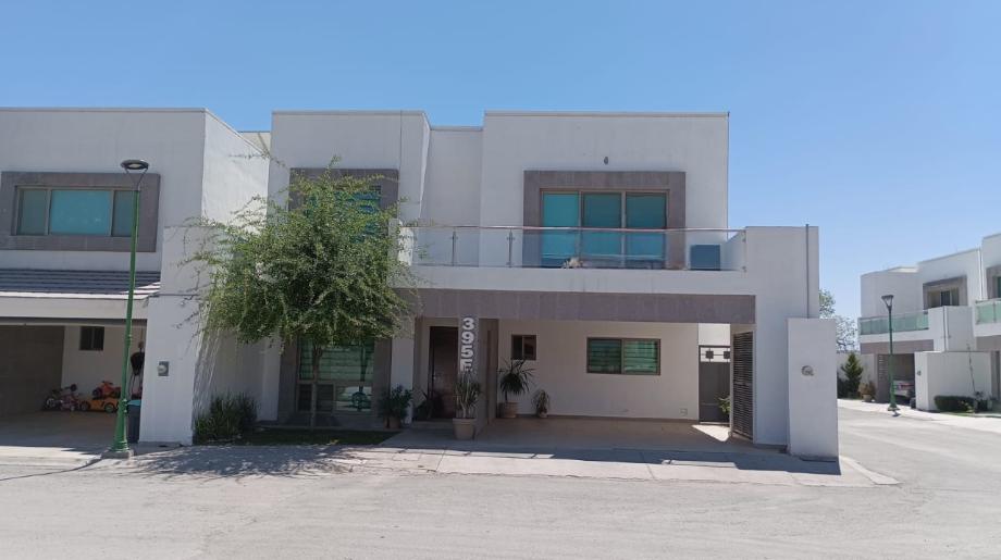 Circuito Primavera, Torreón, Coahuila de Zaragoza, 27018, Mexico, 3 Bedrooms Bedrooms, ,3 BathroomsBathrooms,Residential,For Sale,Circuito Primavera,1620692