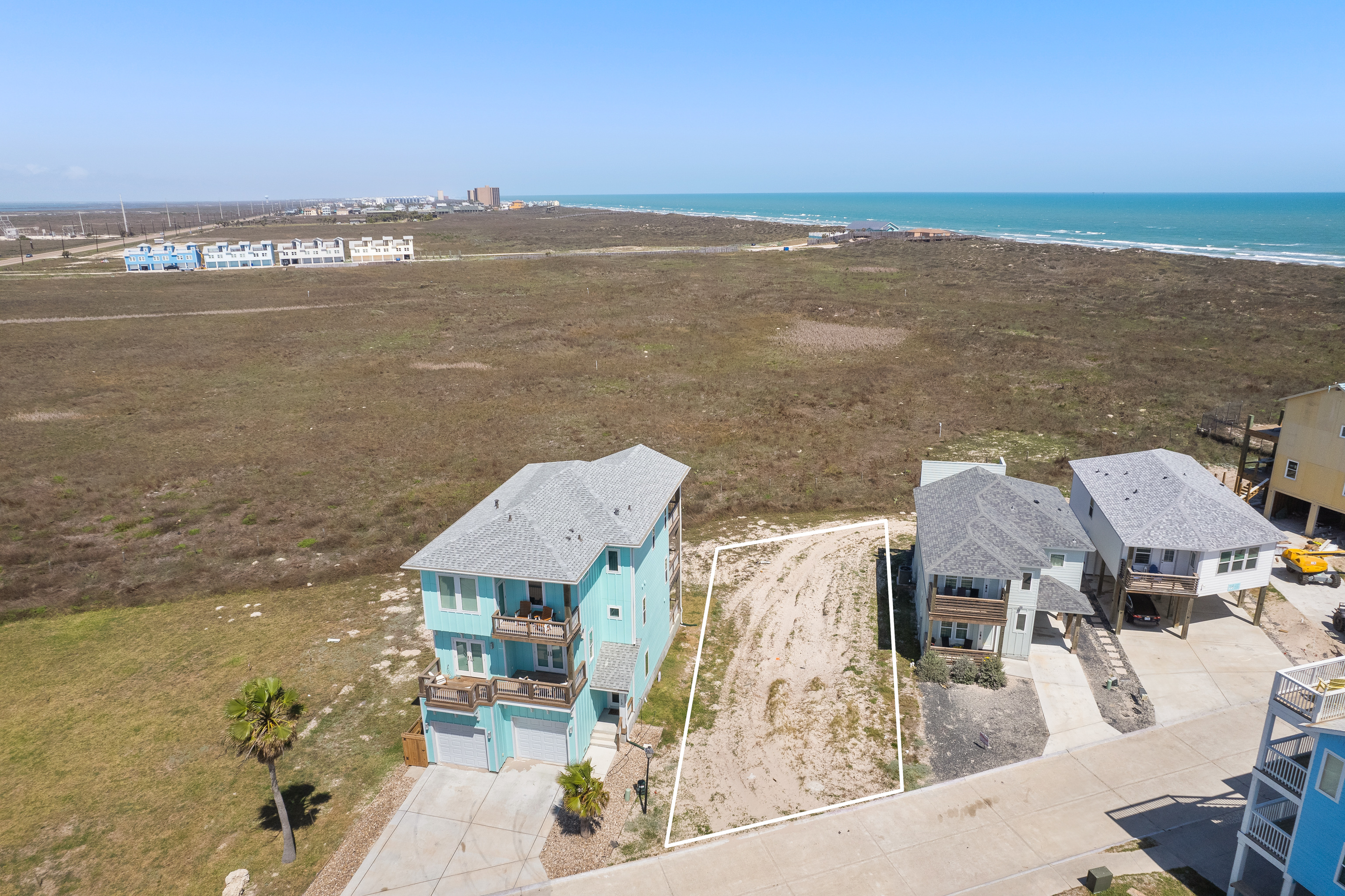  Scenic Gulf Views Await - 物件實景