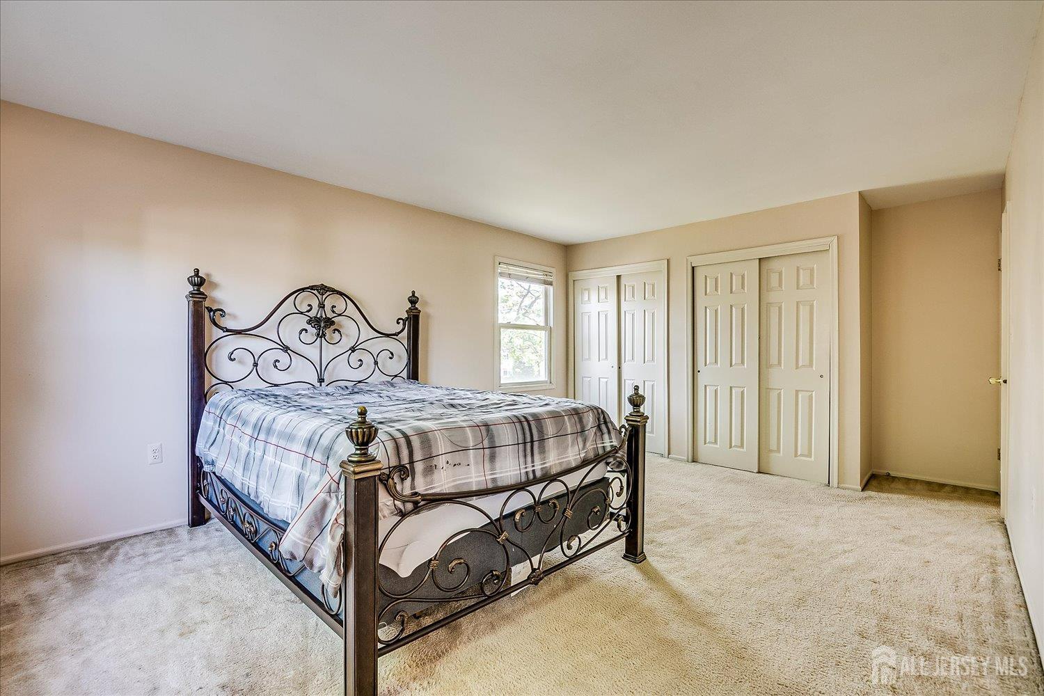 South Plainfield, New Jersey, 07080, United States, 4 Bedrooms Bedrooms, ,3 BathroomsBathrooms,Residential,For Sale,1934191