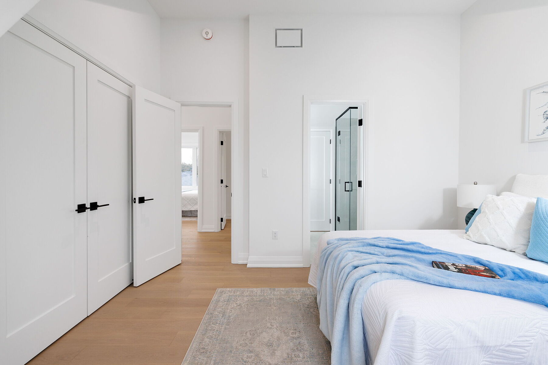  Custom Built Home - 物件實景