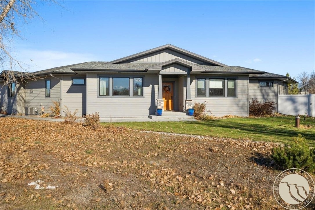 Billings, Montana, 59101, United States, 3 Bedrooms Bedrooms, ,2 BathroomsBathrooms,Residential,For Sale,2048034