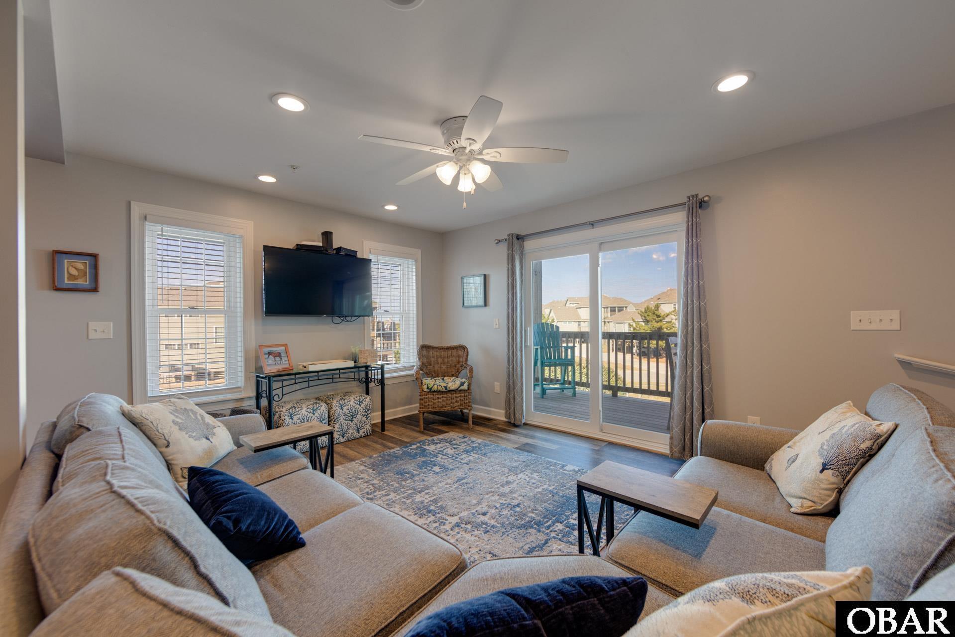 Duck, North Carolina, 27949, United States, 3 Bedrooms Bedrooms, ,2 BathroomsBathrooms,Residential,For Sale,1992061