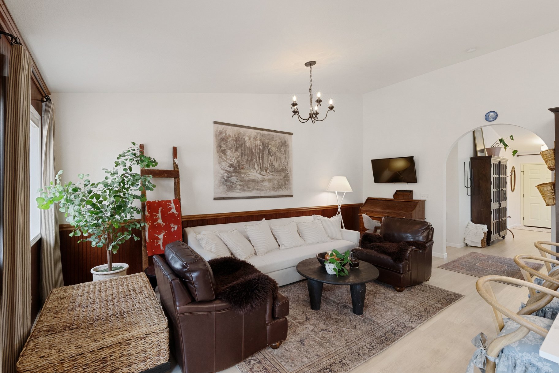  Windhaven Home with Designer Kitchen and Extensive Upgrades - 物件實景