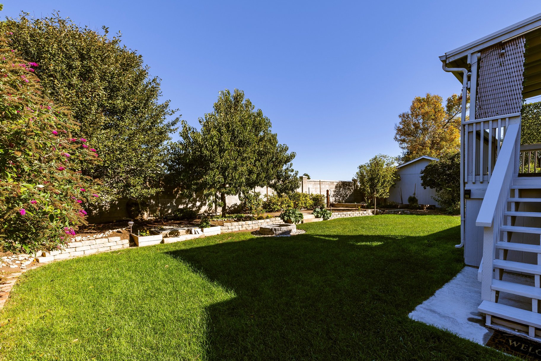 Fully Updated and Move-In Ready - 物件實景
