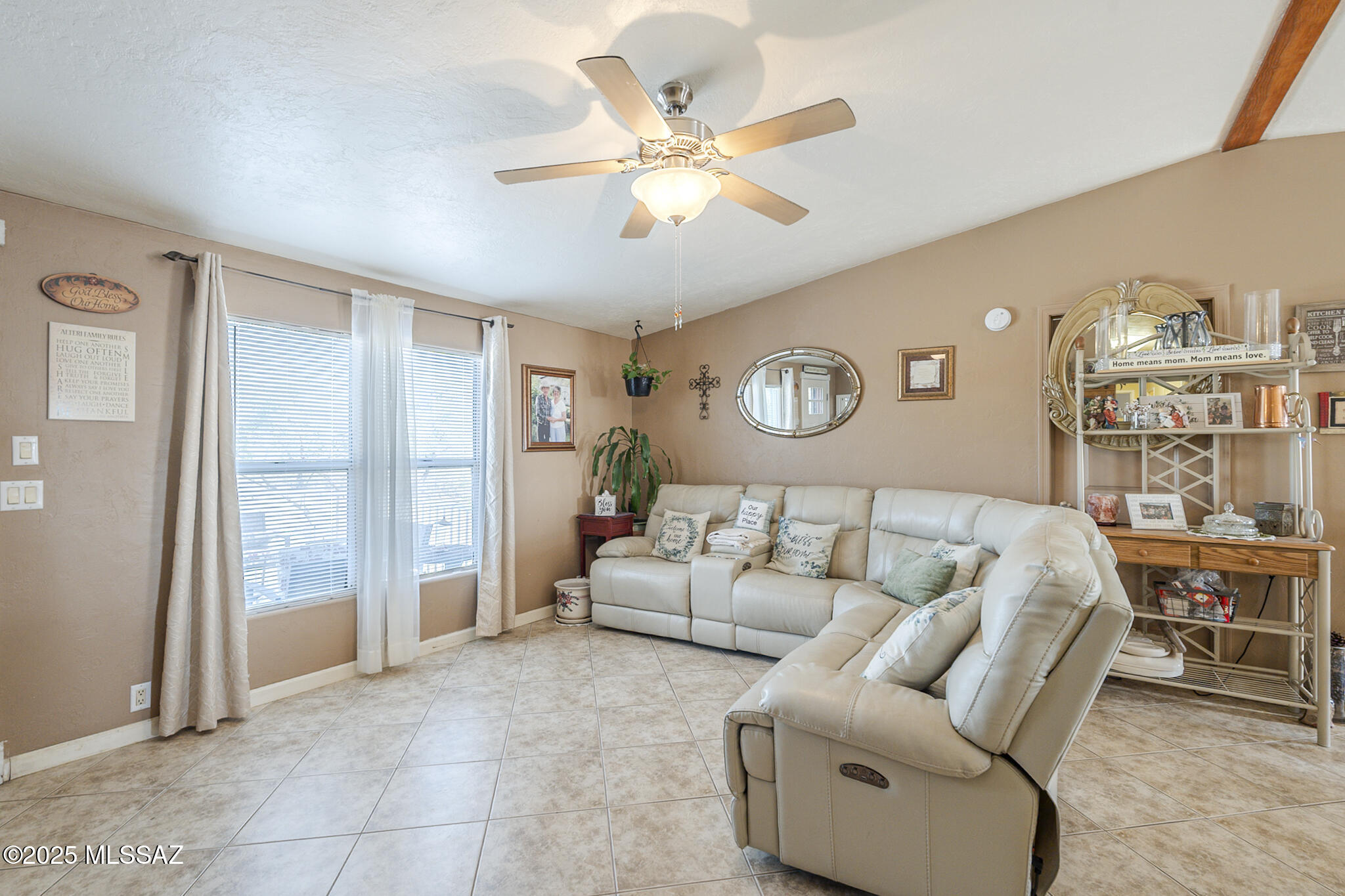 Sahuarita, Arizona, 85629, United States, 6 Bedrooms Bedrooms, ,3 BathroomsBathrooms,Residential,For Sale,1919745