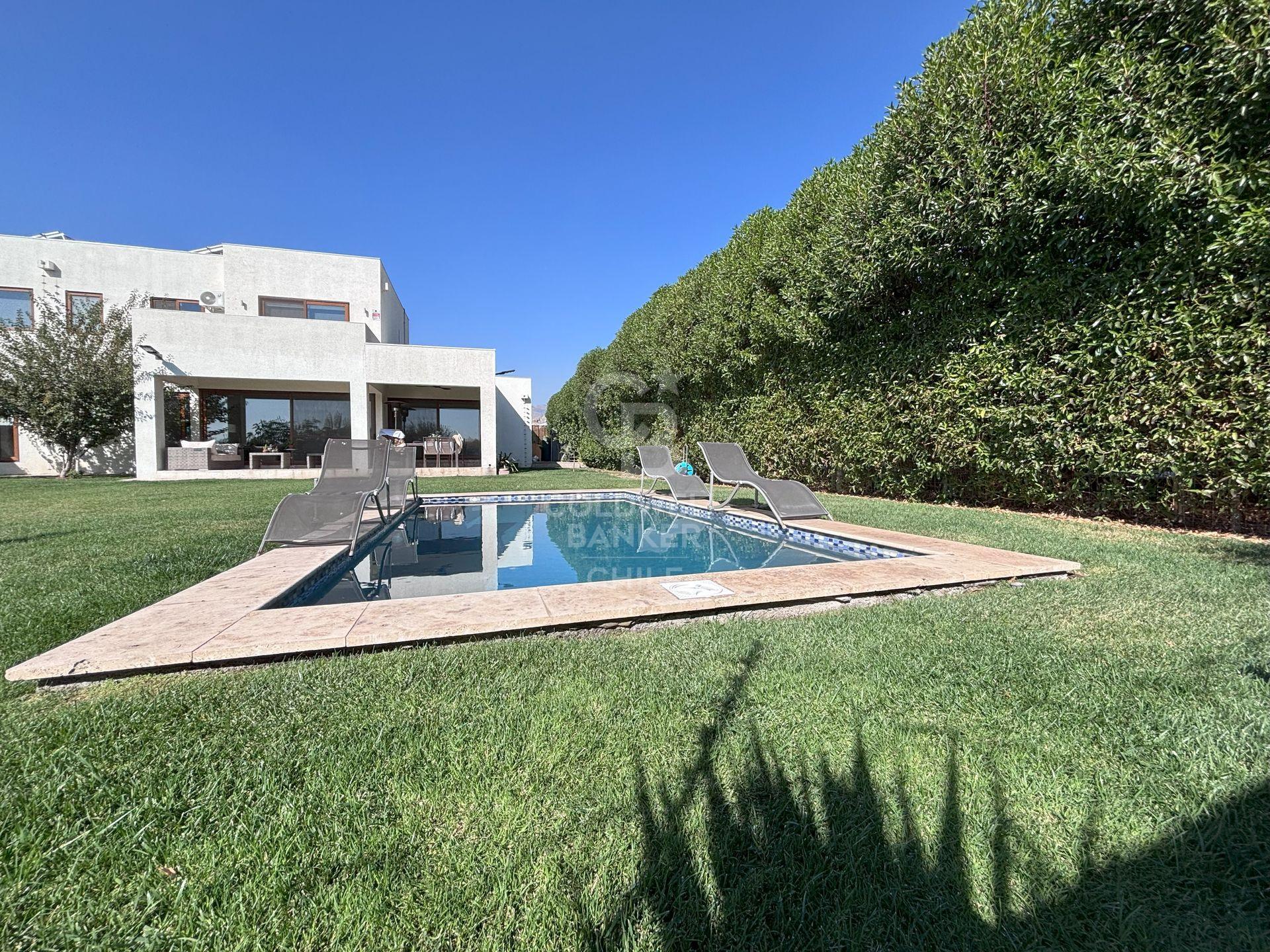 Colina, Chile, 4 Bedrooms Bedrooms, ,6 BathroomsBathrooms,Residential,For Sale,1776759