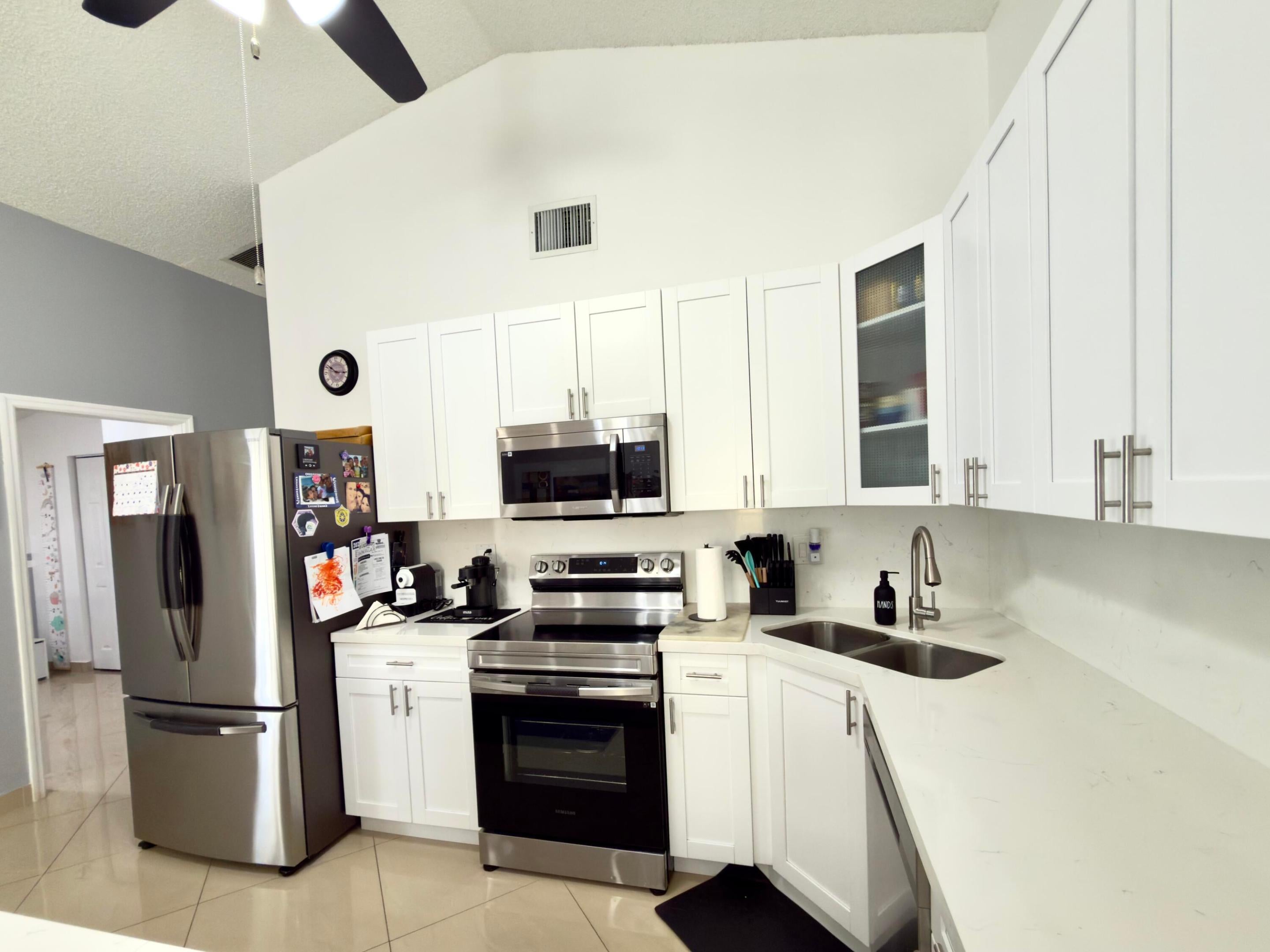 Palm Beach Gardens, Florida, 33410, United States, 3 Bedrooms Bedrooms, ,2 BathroomsBathrooms,Residential,For Sale,2048239