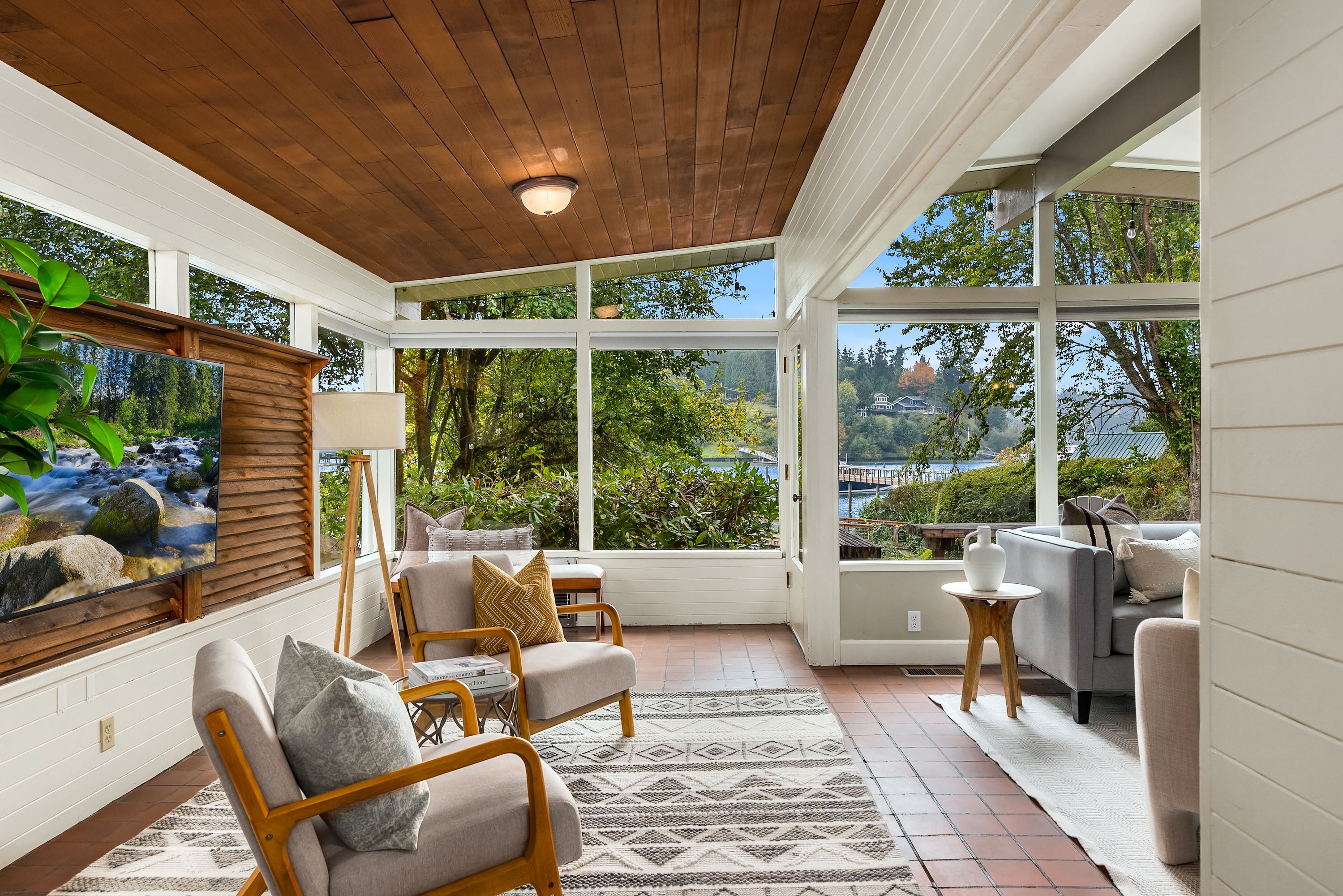  15122 & 15128 NE Anna Vera Lane, Bainbridge Island, WA 98110 - 物件實景