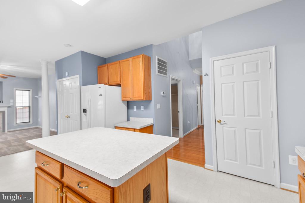 Stafford, Virginia, 22554, United States, 4 Bedrooms Bedrooms, ,4 BathroomsBathrooms,Residential,For Sale,2009309