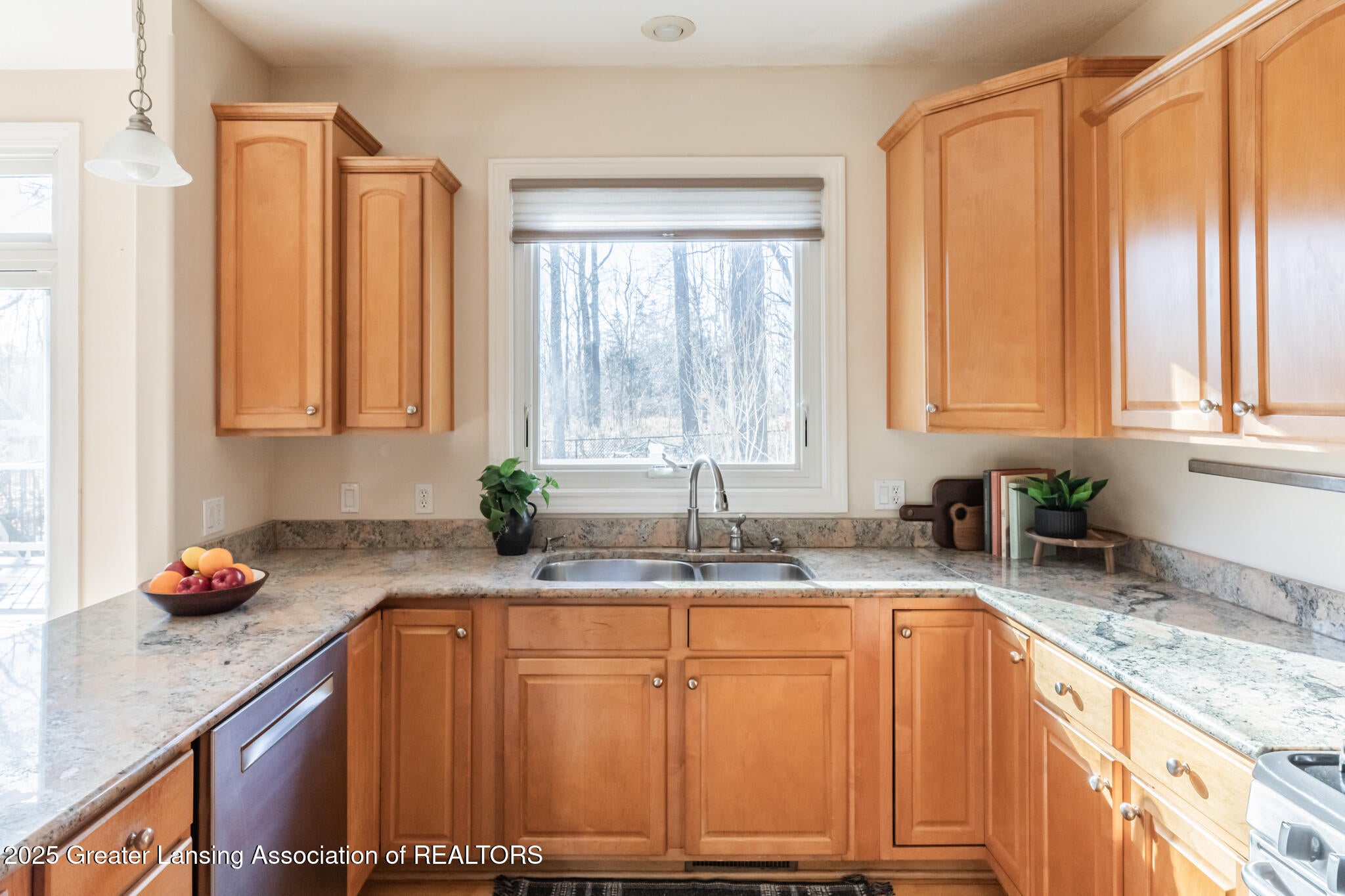 East Lansing, Michigan, 48823, United States, 5 Bedrooms Bedrooms, ,3 BathroomsBathrooms,Residential,For Sale,1991518