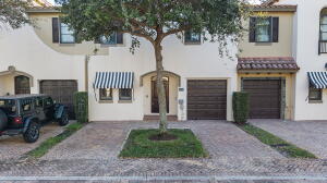 Hypoluxo, Florida, 33462, United States, 3 Bedrooms Bedrooms, ,3 BathroomsBathrooms,Residential,For Sale,2009239