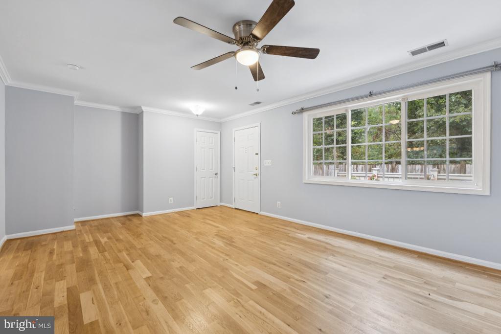 Alexandria, Virginia, 22304, United States, 3 Bedrooms Bedrooms, ,3 BathroomsBathrooms,Residential,For Sale,1980099