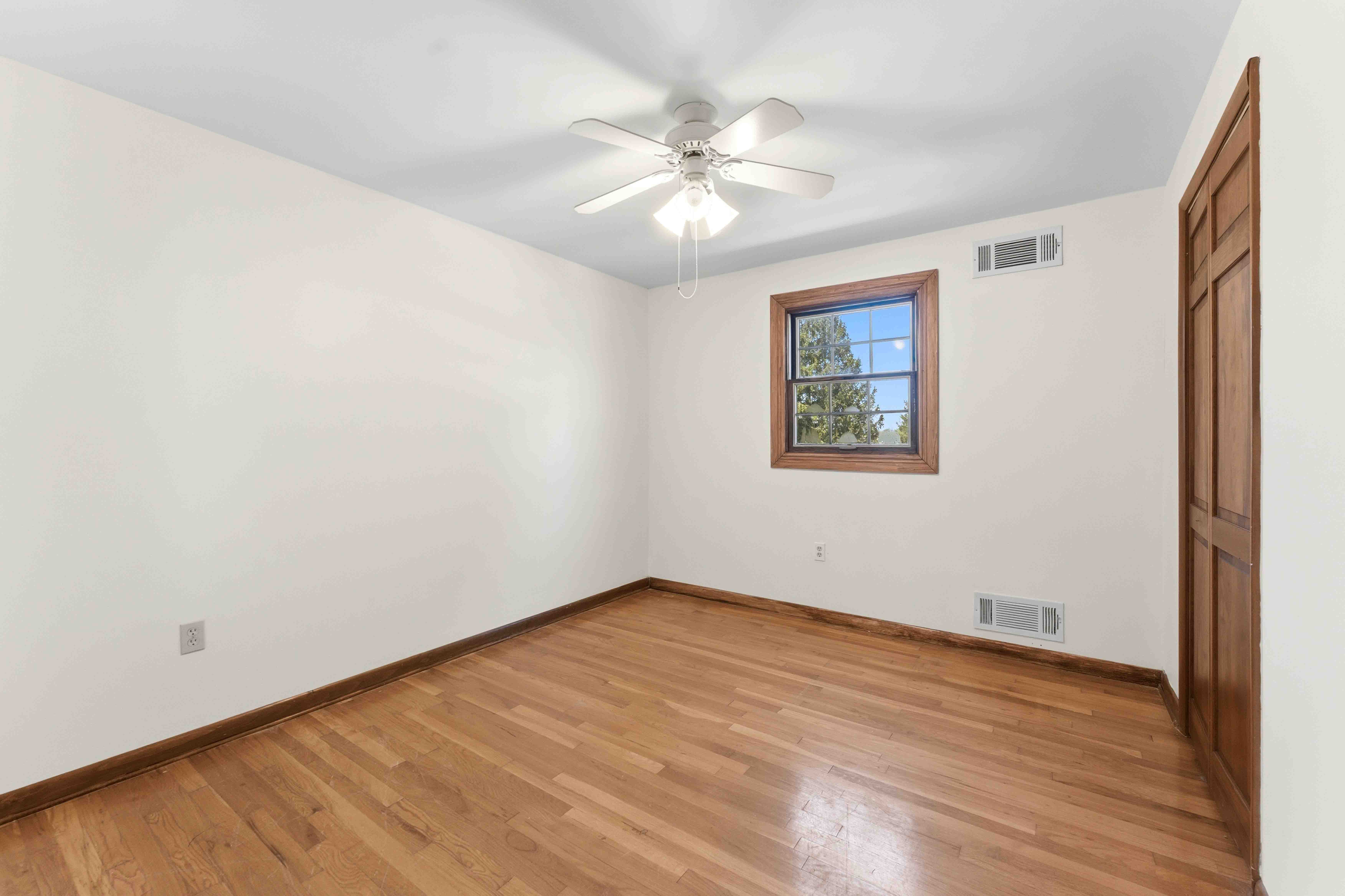  122 Tynewood Drive, Turtle Creek, PA 15145 - 物件實景