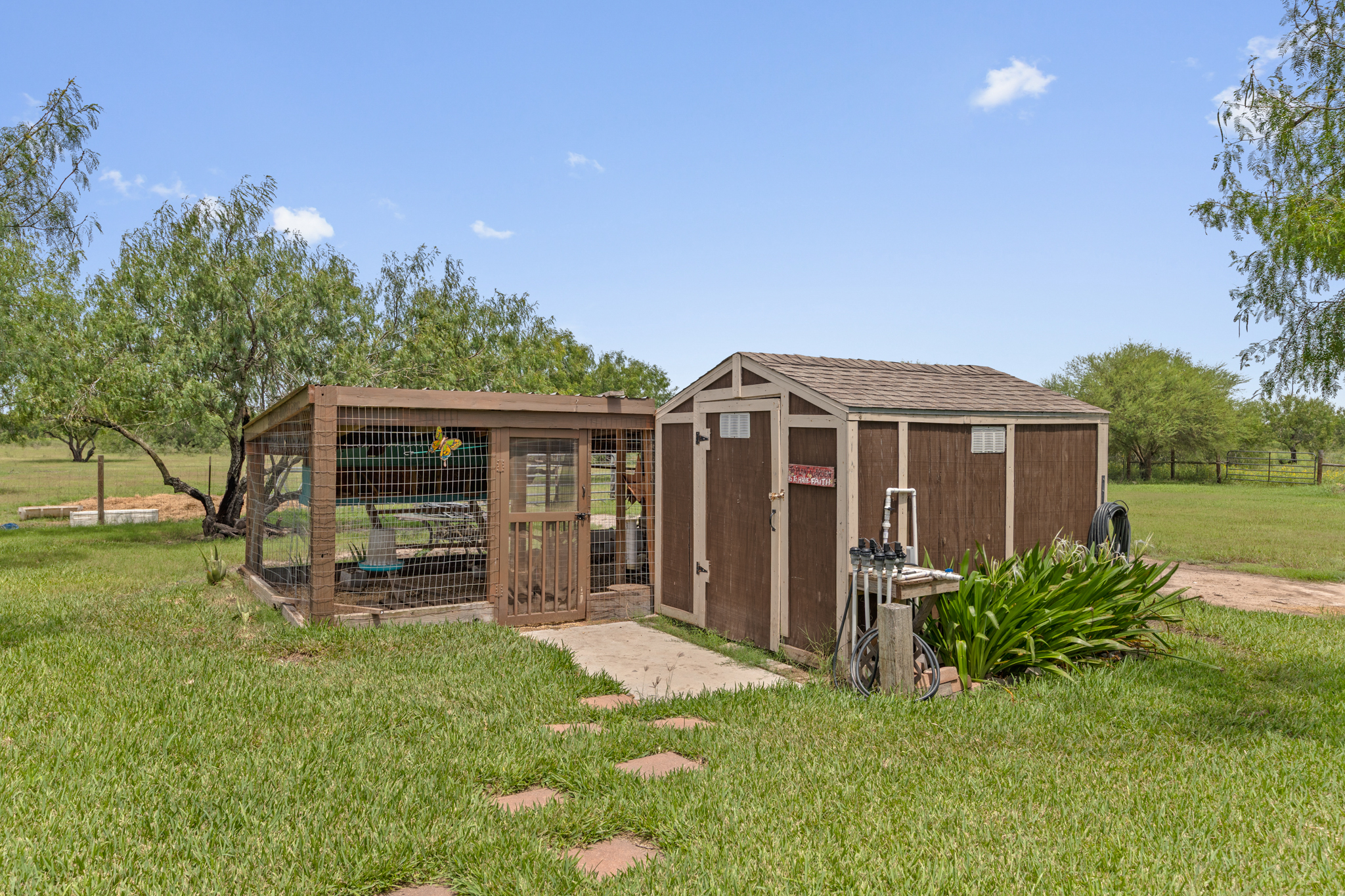 La Feria, Texas, 78559, United States, 3 Bedrooms Bedrooms, ,3 BathroomsBathrooms,Residential,For Sale,1890902