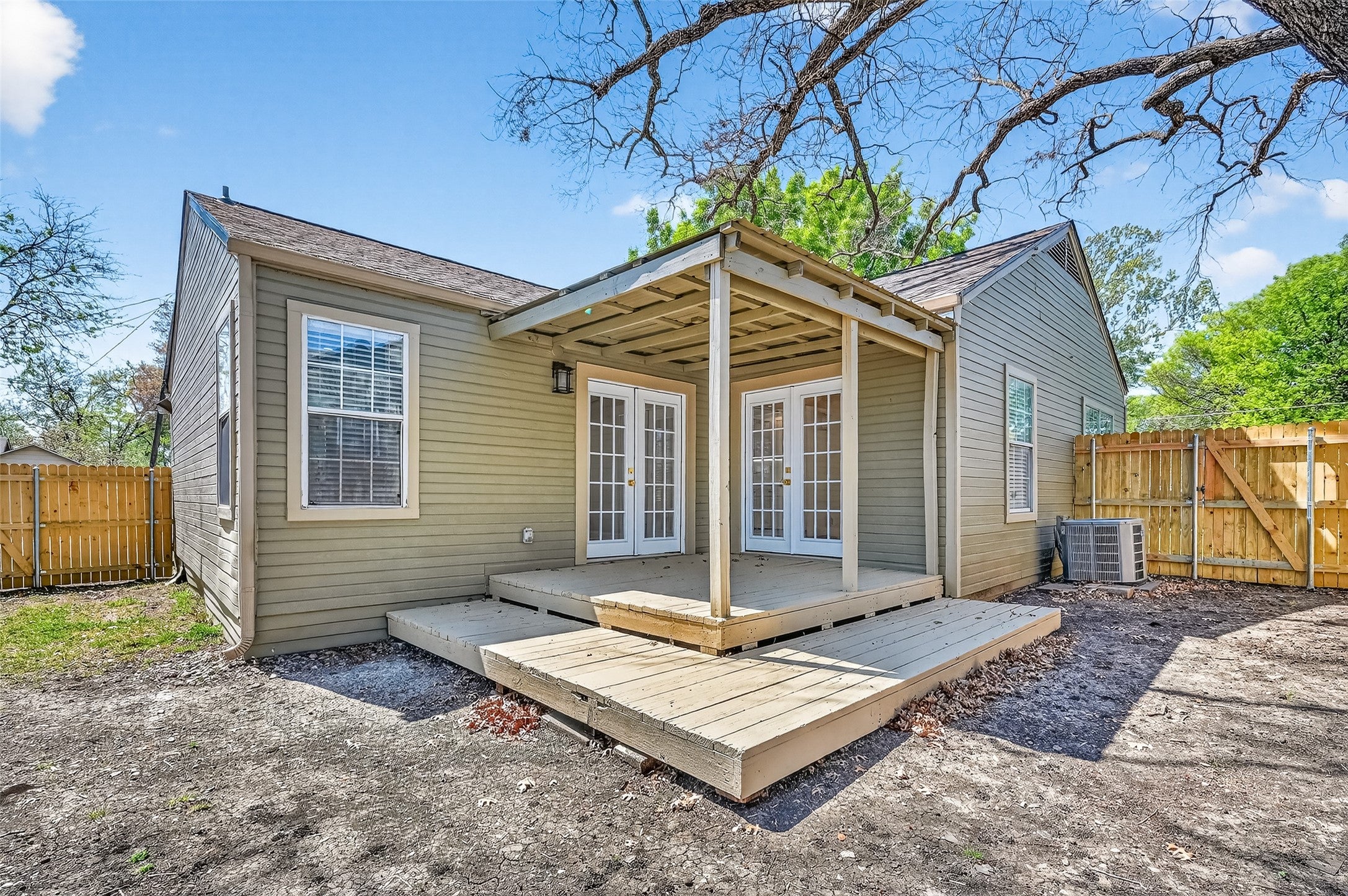 McKinney, Texas, 75069, United States, 5 Bedrooms Bedrooms, ,3 BathroomsBathrooms,Residential,For Sale,2040623