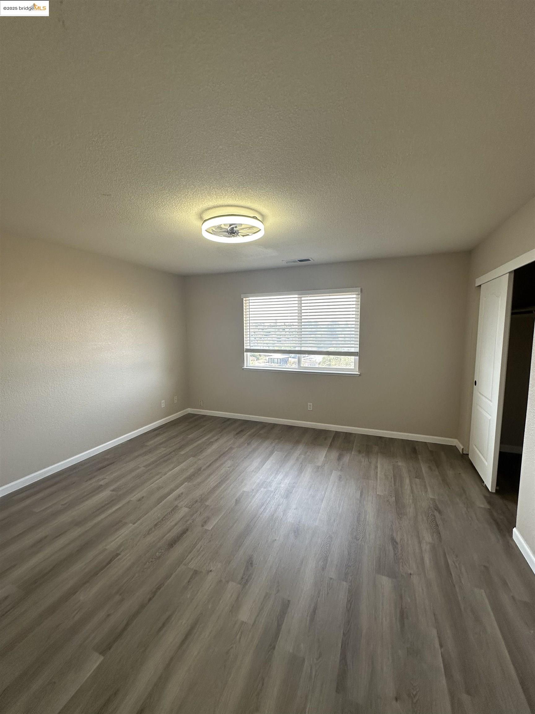 Vallejo, California, 94591, United States, ,Residential,For Sale,1940570