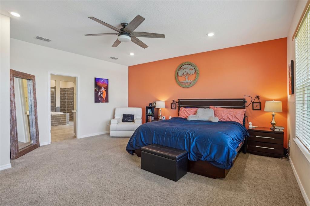 Apopka, Florida, 32703, United States, 5 Bedrooms Bedrooms, ,5 BathroomsBathrooms,Residential,For Sale,1837631