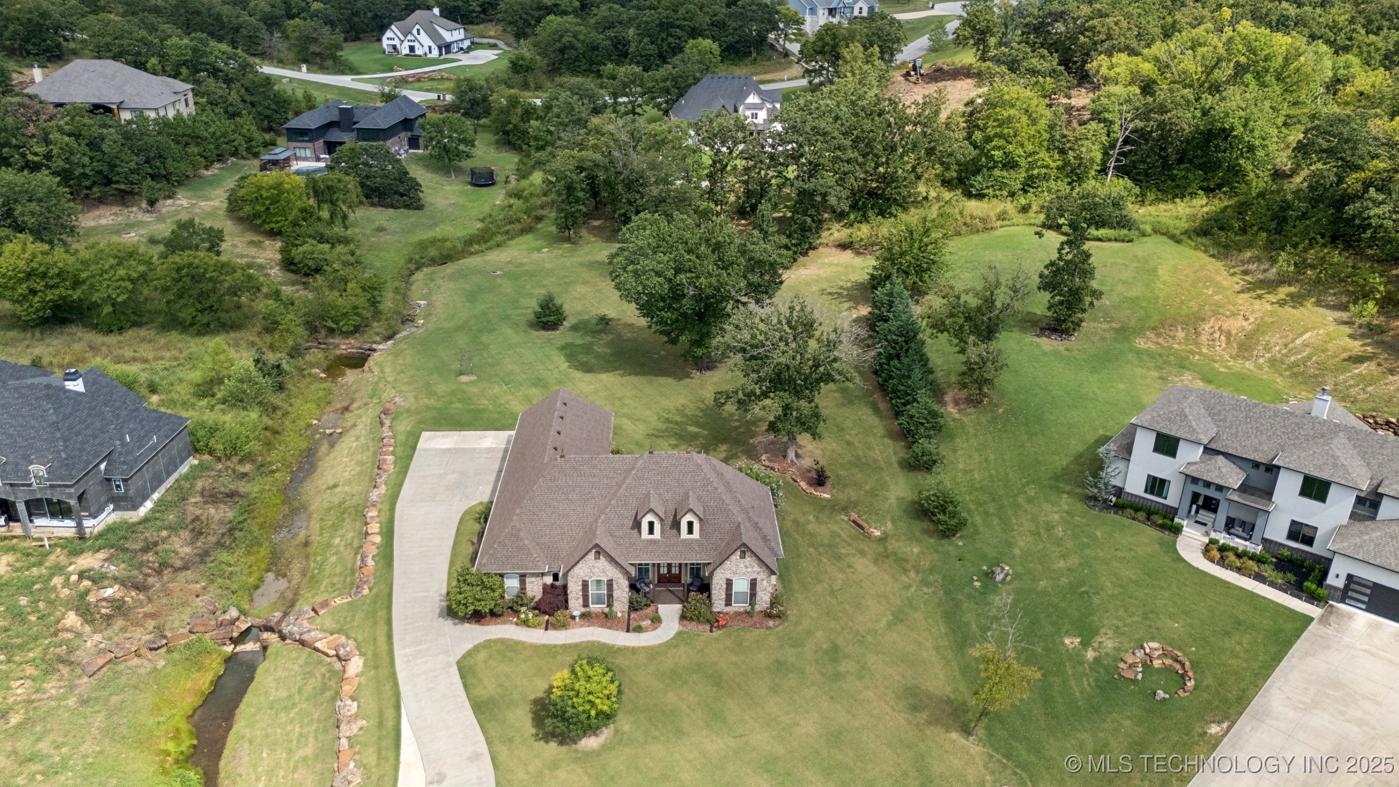 Sapulpa, Oklahoma, 74066, United States, 4 Bedrooms Bedrooms, ,4 BathroomsBathrooms,Residential,For Sale,1940003