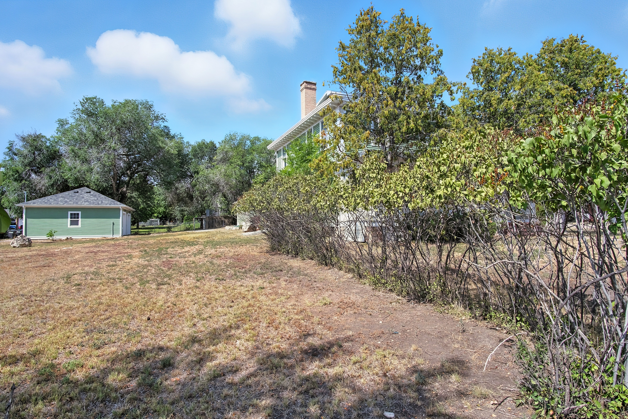 Hot Springs, South Dakota, 57747, United States, 5 Bedrooms Bedrooms, ,4 BathroomsBathrooms,Residential,For Sale,1983319