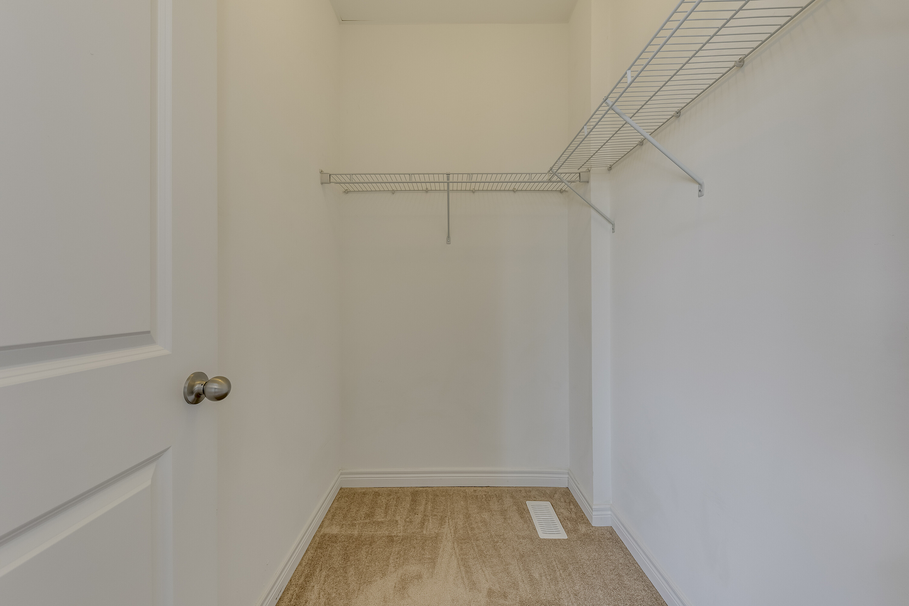  Modern 3-Storey Townhome - 物件實景
