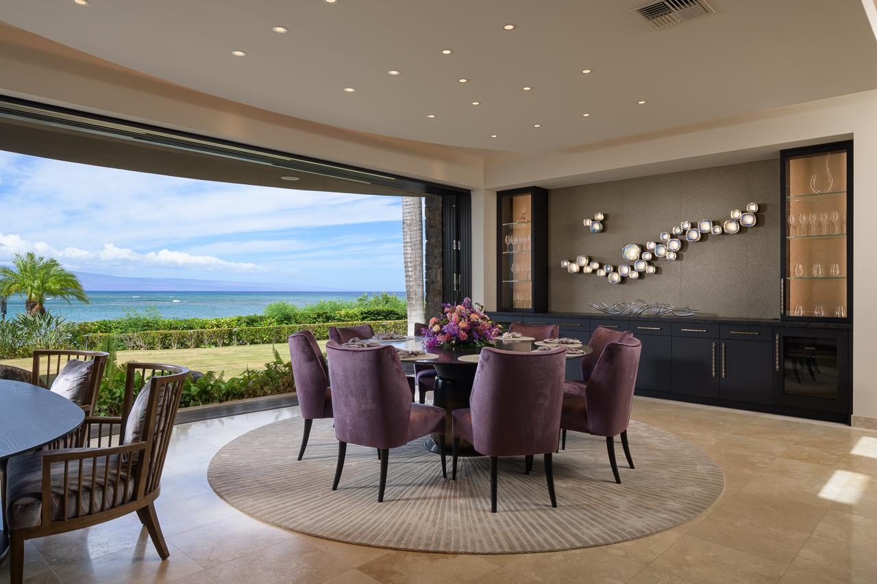 Lahaina, Hawaii, 96761, United States, 7 Bedrooms Bedrooms, ,9 BathroomsBathrooms,Residential,For Sale,1934362