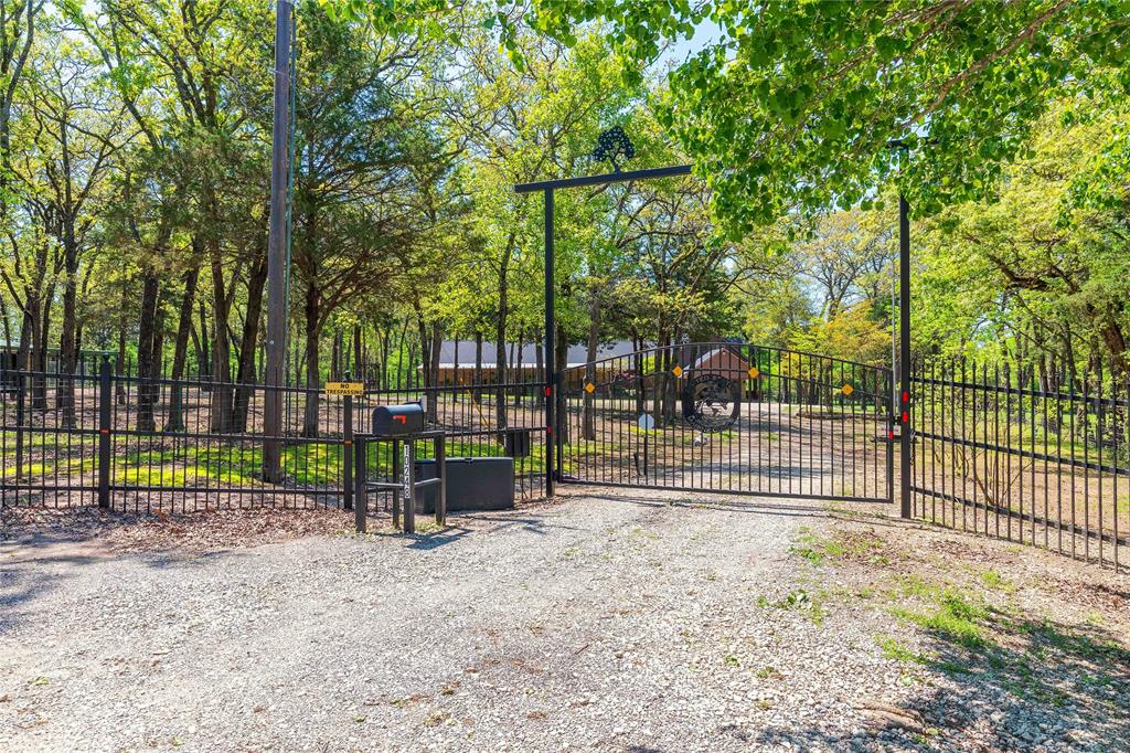 Terrell, Texas, 75160, United States, 3 Bedrooms Bedrooms, ,3 BathroomsBathrooms,Residential,For Sale,1767397