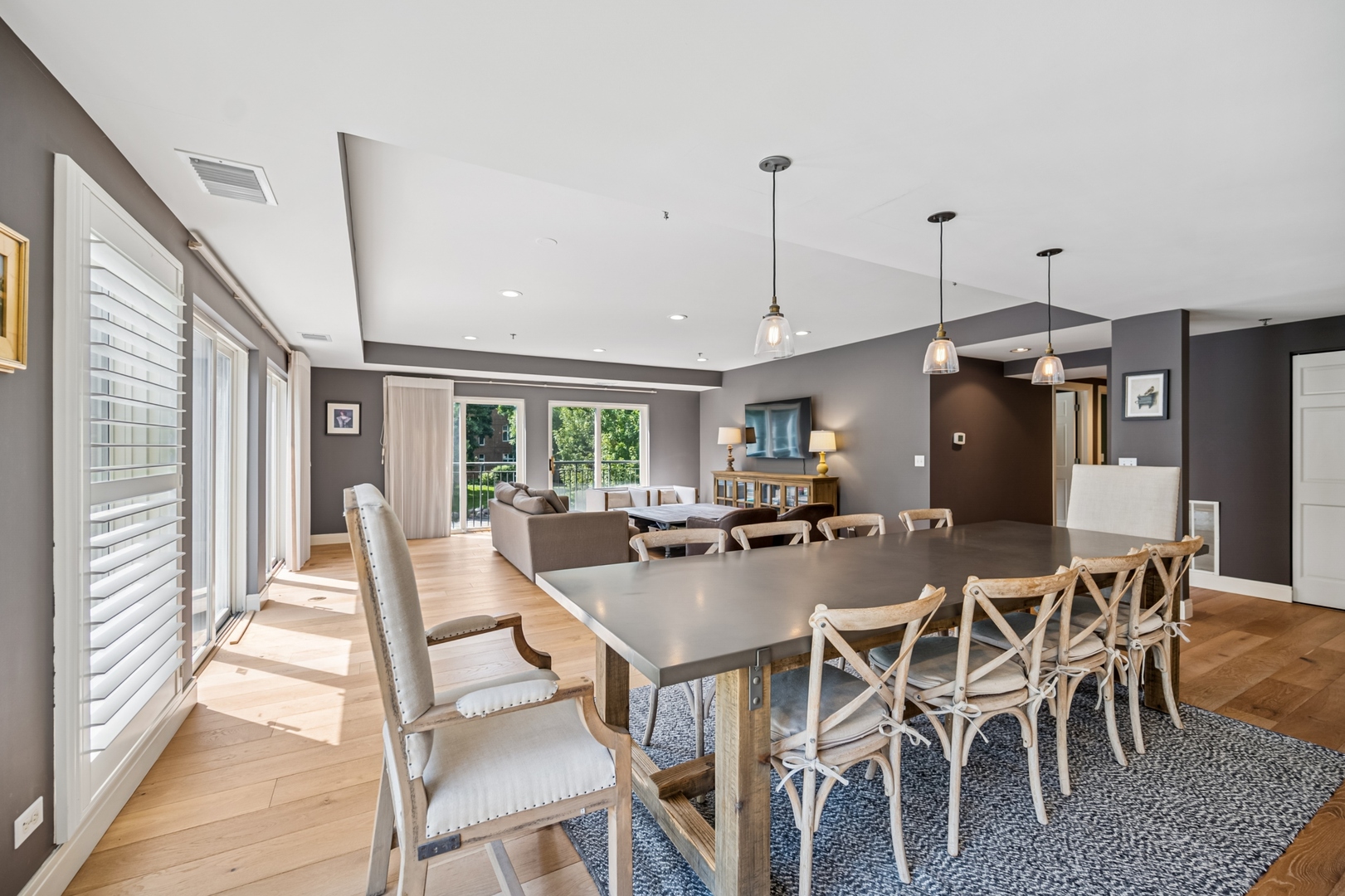 Lake Forest, Illinois, 60045, United States, 3 Bedrooms Bedrooms, ,2 BathroomsBathrooms,Residential,For Sale,1940647