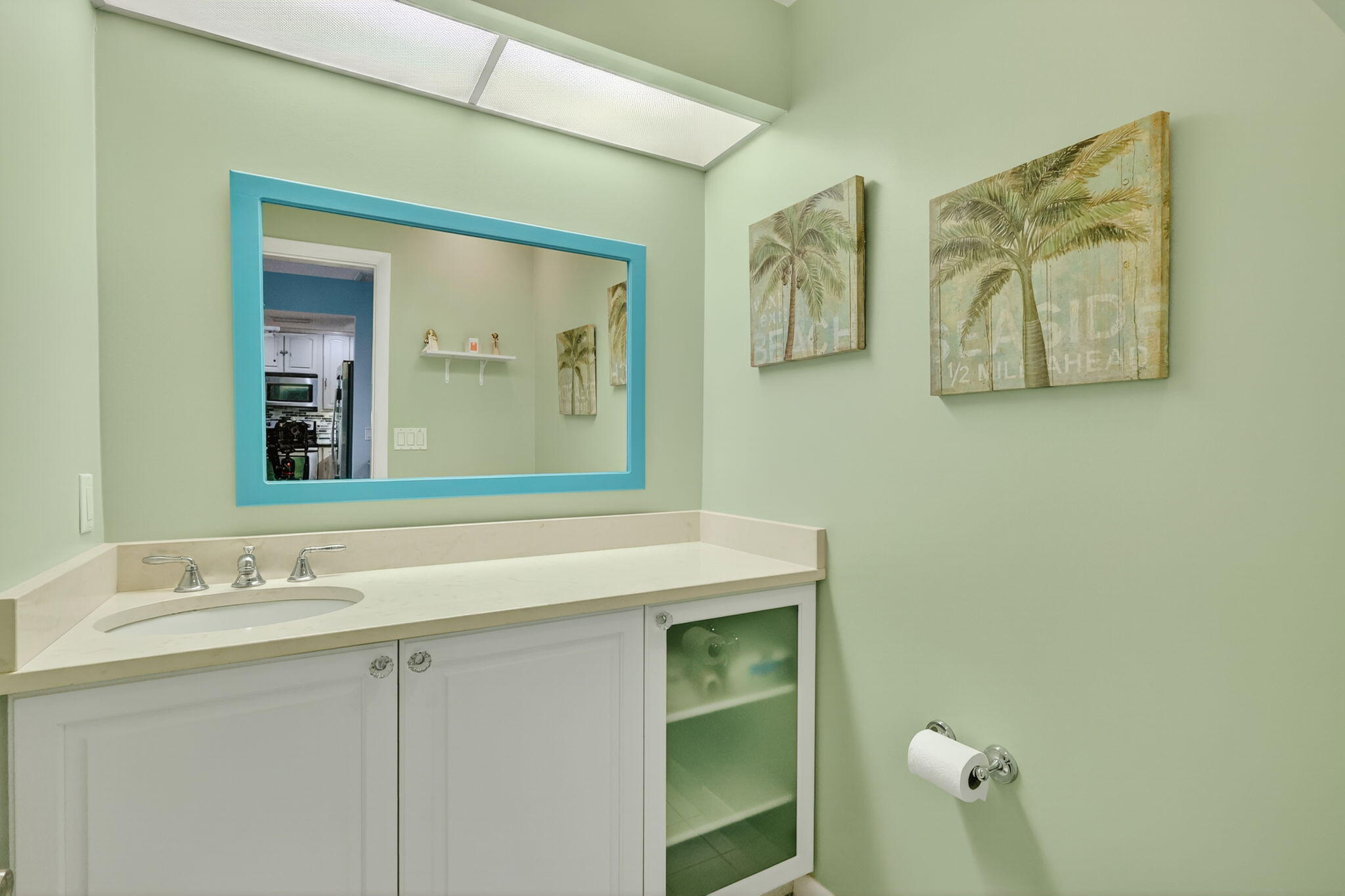 Stuart, Florida, 34997, United States, 3 Bedrooms Bedrooms, ,3 BathroomsBathrooms,Residential,For Sale,1989357