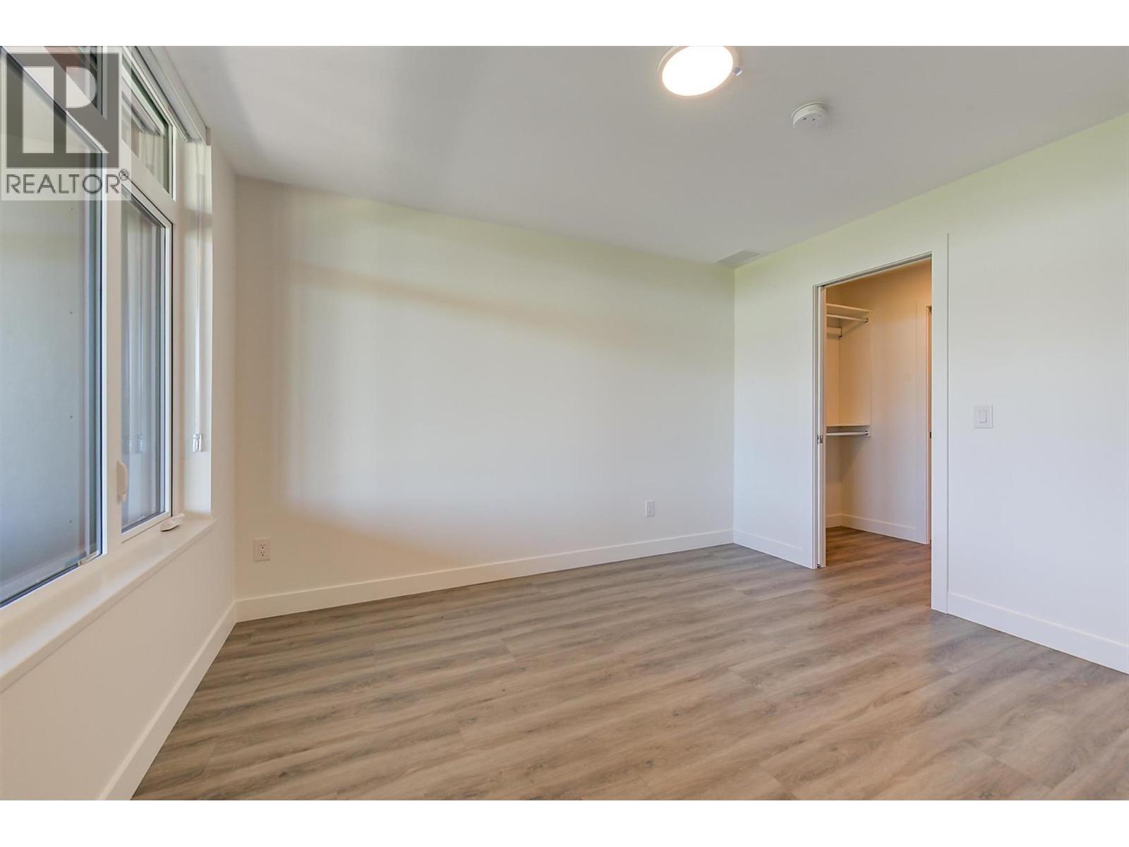 WEST KELOWNA, British Columbia, V1Z 2A9, CA, 2 Bedrooms Bedrooms, ,2 BathroomsBathrooms,Residential,For Sale,1947246
