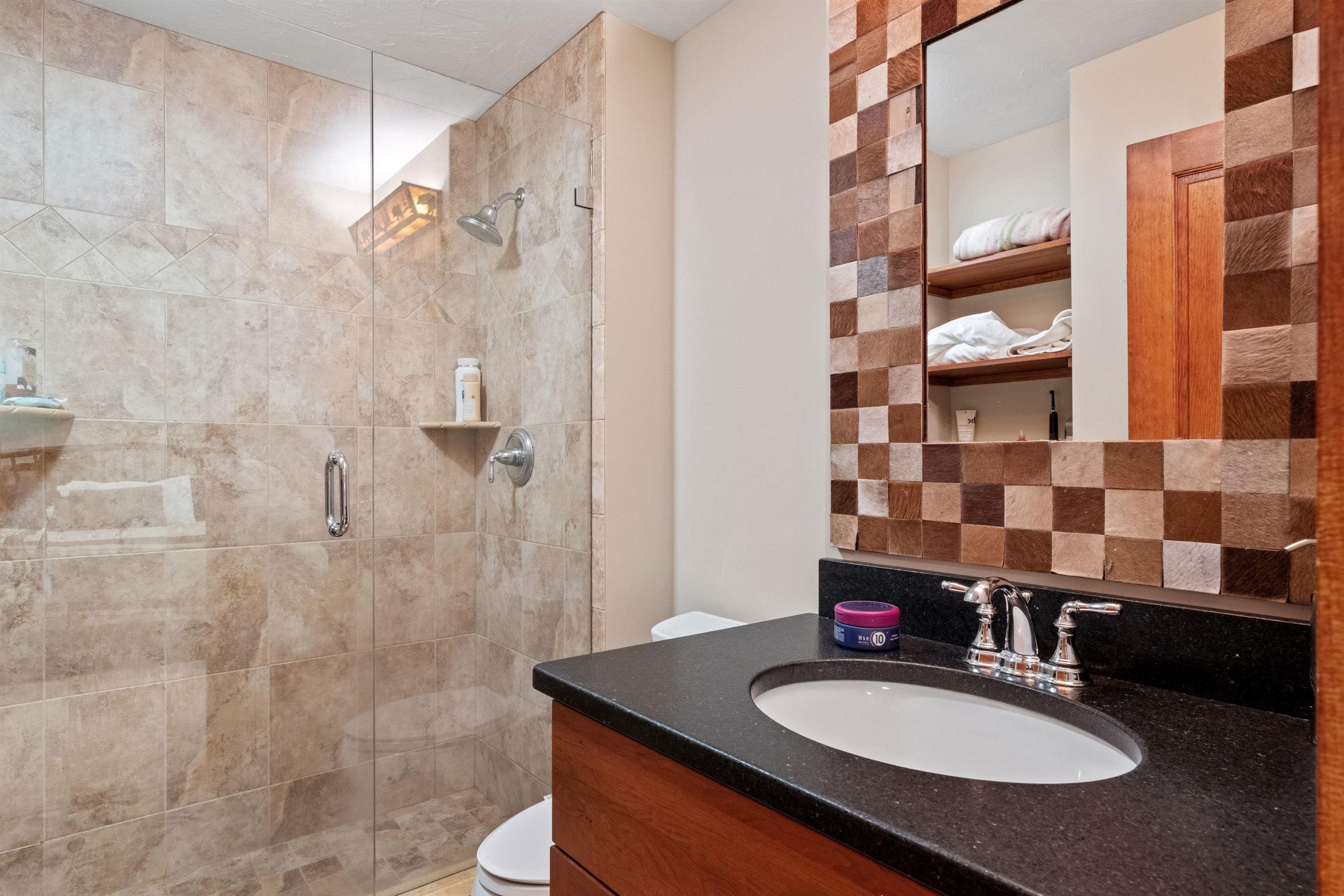 Lincoln, New Hampshire, 03251, United States, 4 Bedrooms Bedrooms, ,1 BathroomBathrooms,Residential,For Sale,1976303