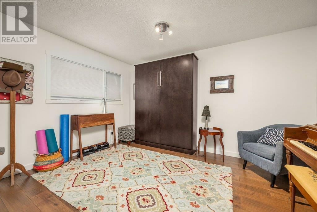VERNON, British Columbia, V1H 1J9, CA, 6 Bedrooms Bedrooms, ,3 BathroomsBathrooms,Residential,For Sale,1858215