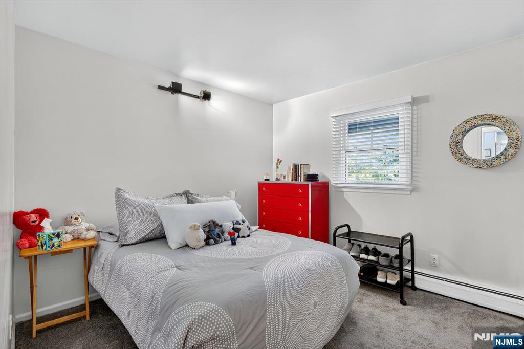 Hillsdale, New Jersey, 07642, United States, 3 Bedrooms Bedrooms, ,2 BathroomsBathrooms,Residential,For Sale,1987903