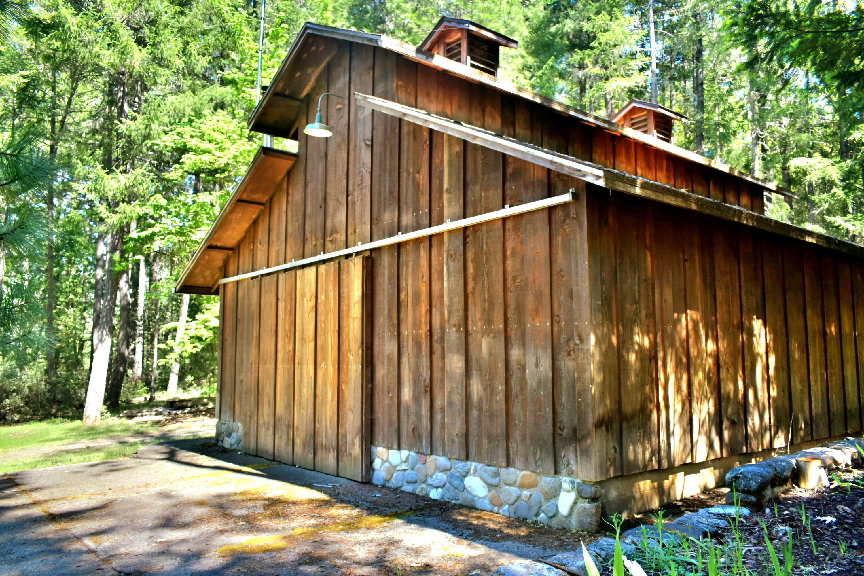 Cave Junction, Oregon, 97523, United States, 3 Bedrooms Bedrooms, ,3 BathroomsBathrooms,Residential,For Sale,1975674