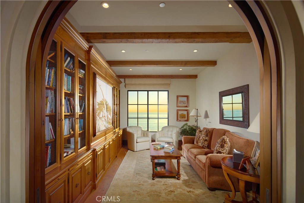 Corona del Mar, California, 92625, United States, 4 Bedrooms Bedrooms, ,3 BathroomsBathrooms,Residential,For Sale,1695491