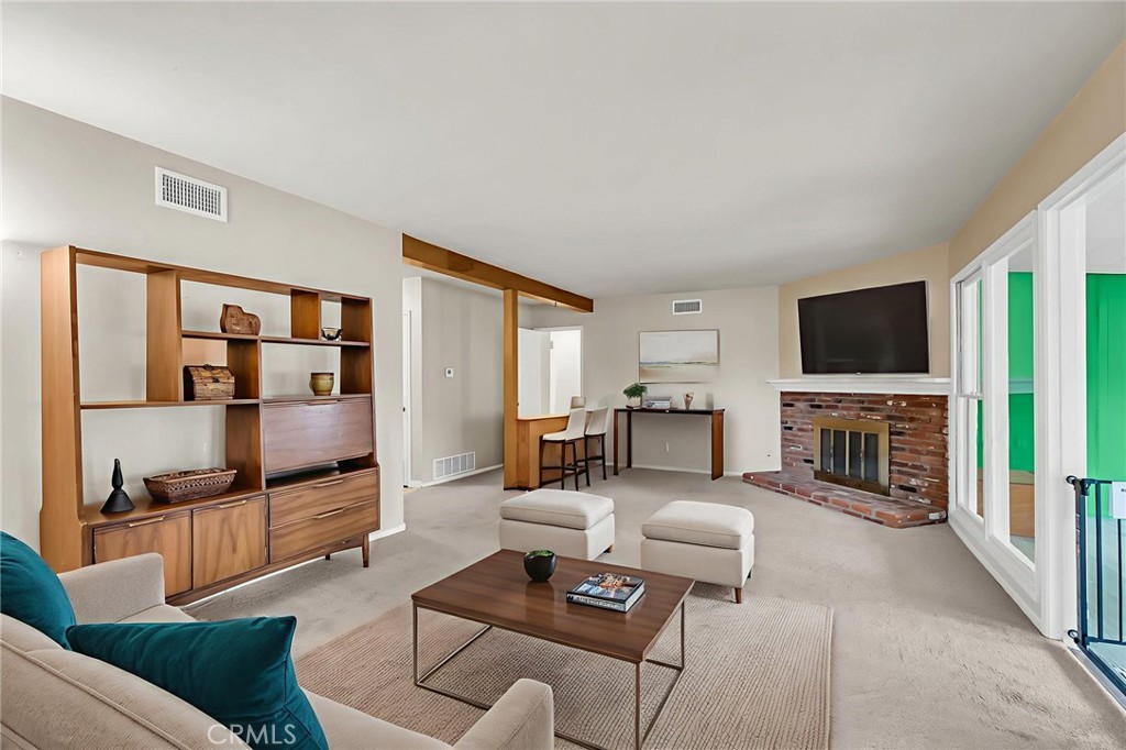 Riverside, California, 92506, United States, 3 Bedrooms Bedrooms, ,2 BathroomsBathrooms,Residential,For Sale,2001609