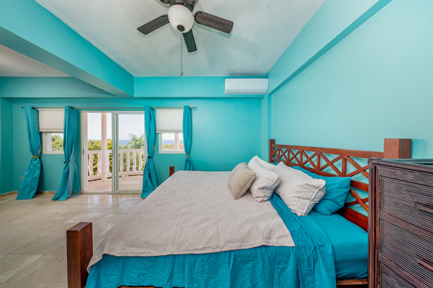  Move-in-Ready 2B Condo with Stunning Ocean Views, Brick Bay - 物件實景