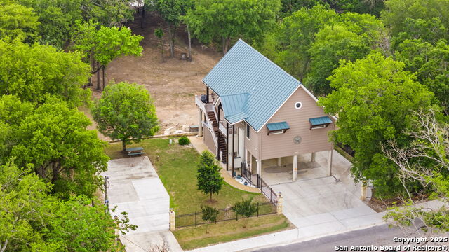 Kerrville, Texas, 78028, United States, 3 Bedrooms Bedrooms, ,3 BathroomsBathrooms,Residential,For Sale,1685103