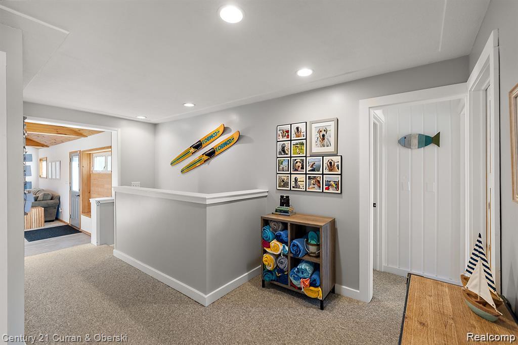 Jackson, Michigan, 49201, United States, 3 Bedrooms Bedrooms, ,2 BathroomsBathrooms,Residential,For Sale,1982188