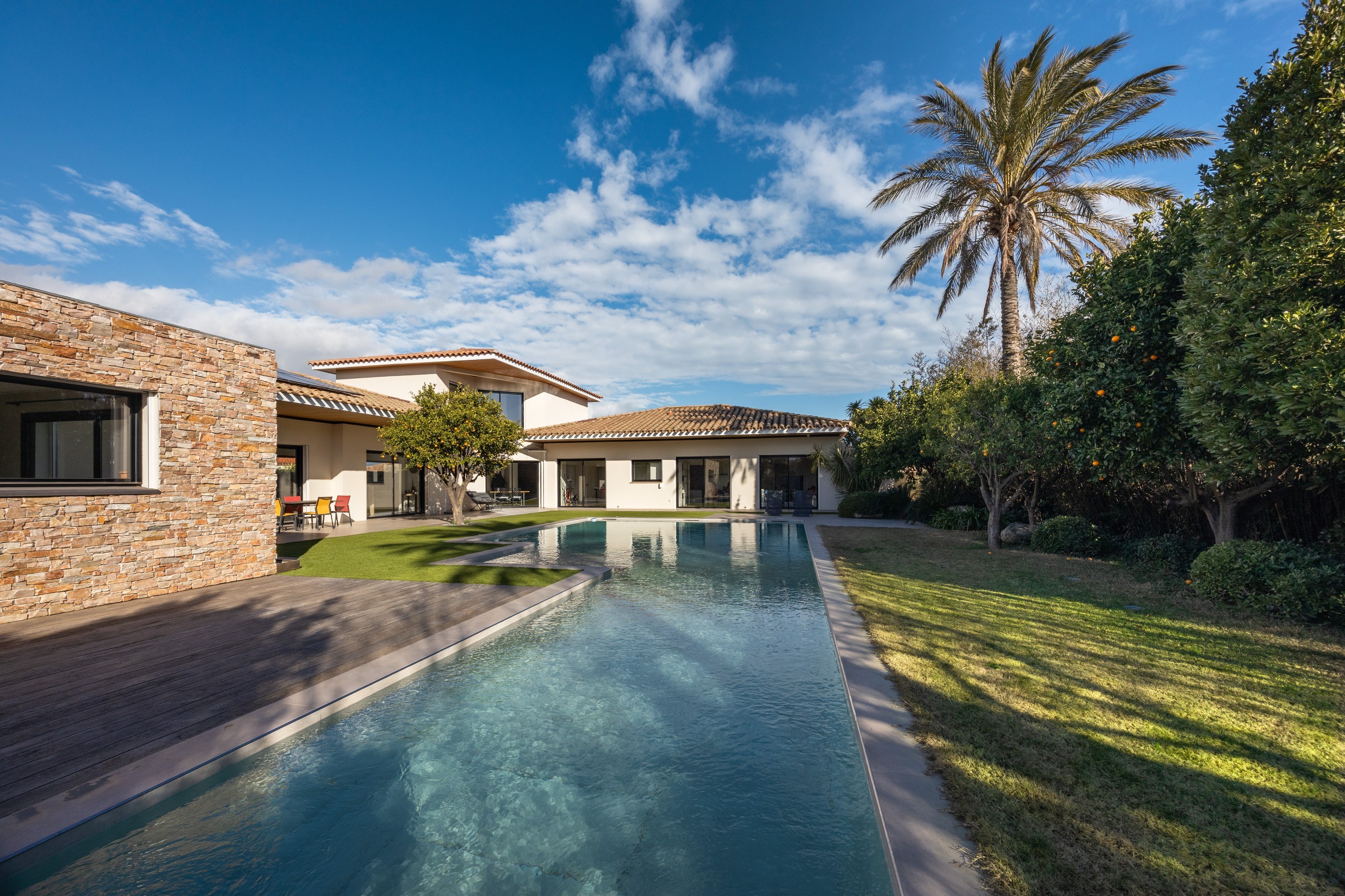  Near Golf, architect-designed villa with swimming pool - 物件實景
