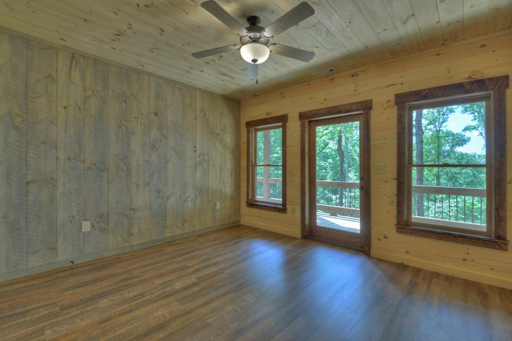 Mineral Bluff, Georgia, 30559, United States, 4 Bedrooms Bedrooms, ,4 BathroomsBathrooms,Residential,For Sale,1871299