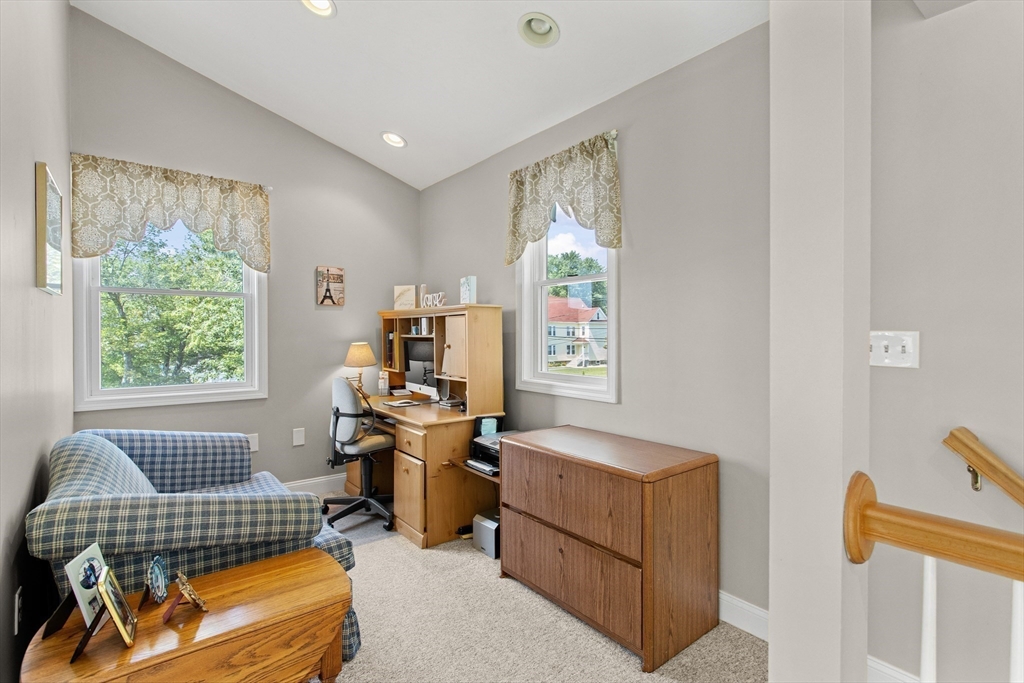 Methuen, Massachusetts, 01844, United States, 3 Bedrooms Bedrooms, ,2 BathroomsBathrooms,Residential,For Sale,1929056