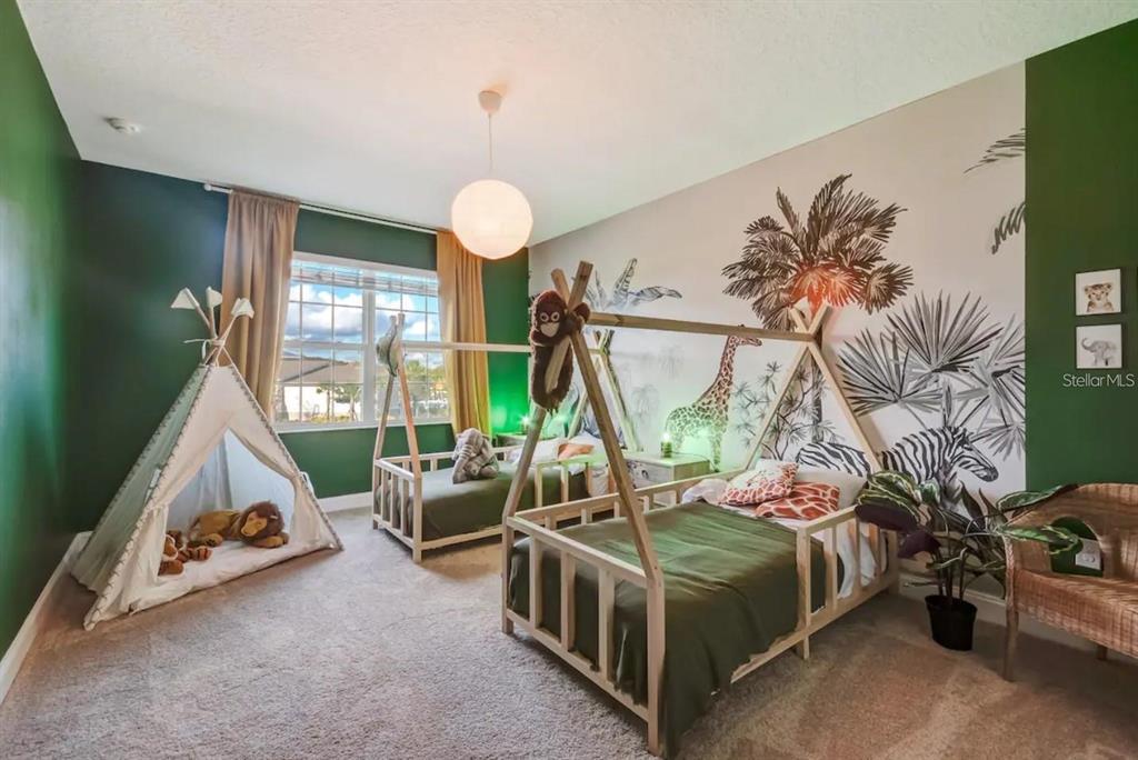 Kissimmee, Florida, 34746, United States, 9 Bedrooms Bedrooms, ,7 BathroomsBathrooms,Residential,For Sale,1917209