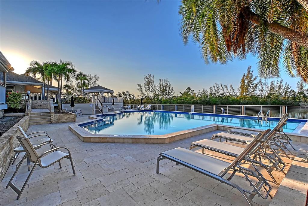 Bradenton, Florida, 34210, United States, 2 Bedrooms Bedrooms, ,3 BathroomsBathrooms,Residential,For Sale,1793424