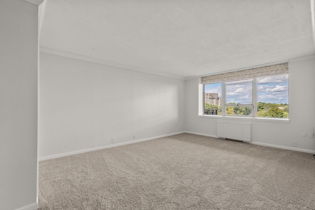 Newton, Massachusetts, 02467, United States, 1 Bedroom Bedrooms, ,2 BathroomsBathrooms,Residential,For Sale,1954764