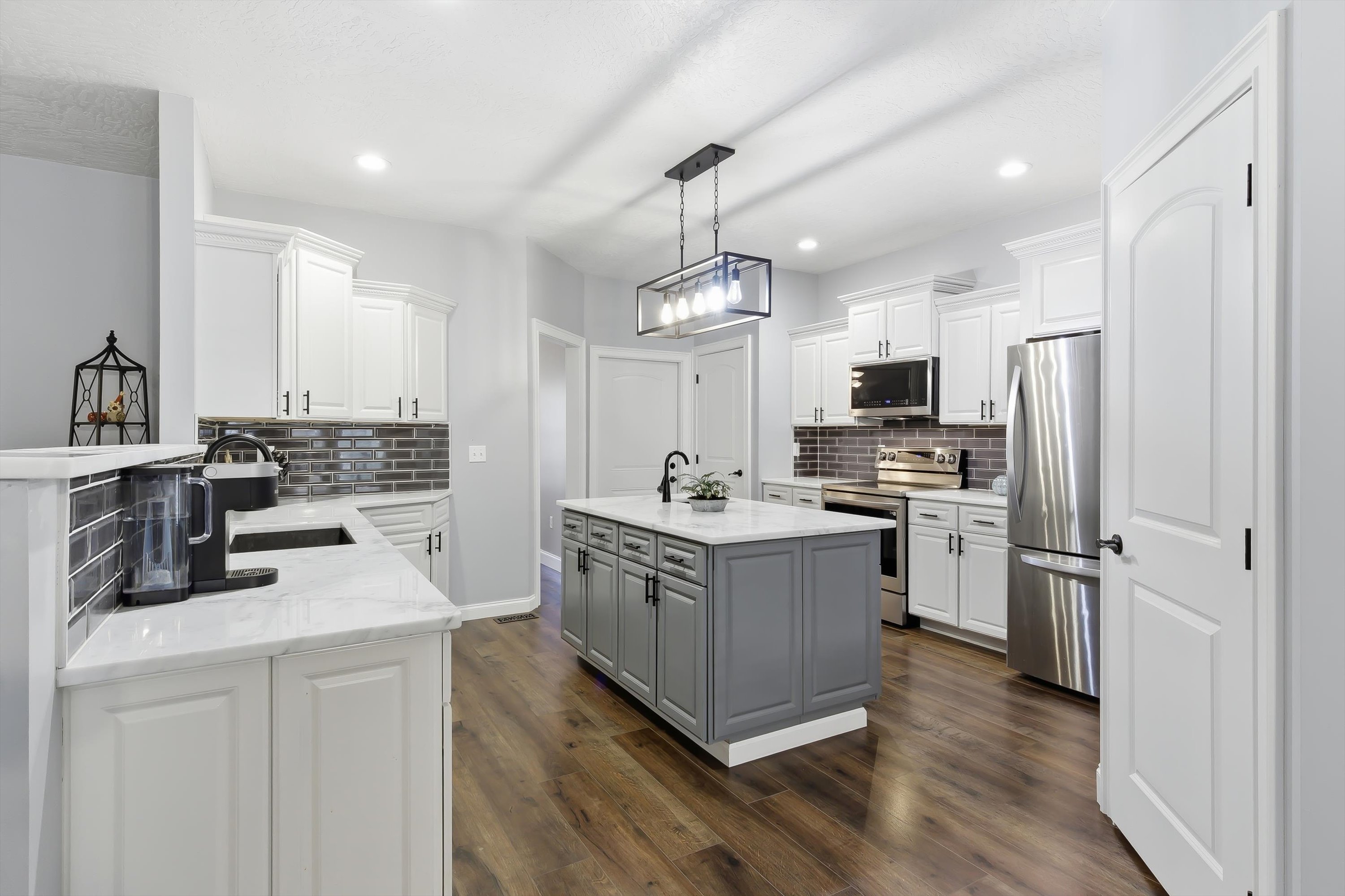 Sevierville, Tennessee, 37876, United States, 2 Bedrooms Bedrooms, ,2 BathroomsBathrooms,Residential,For Sale,1992764