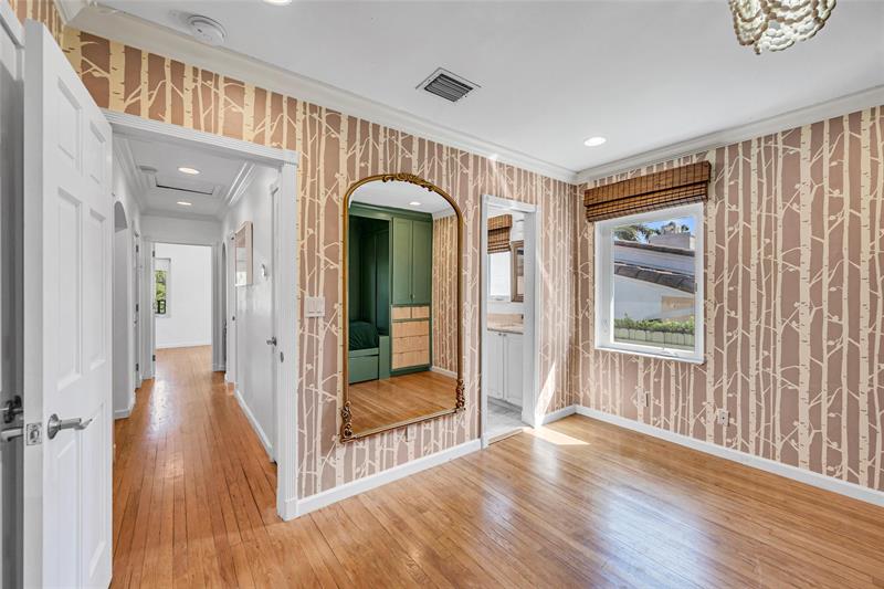 Fort Lauderdale, Florida, 33304, United States, 3 Bedrooms Bedrooms, ,3 BathroomsBathrooms,Residential,For Sale,1985546